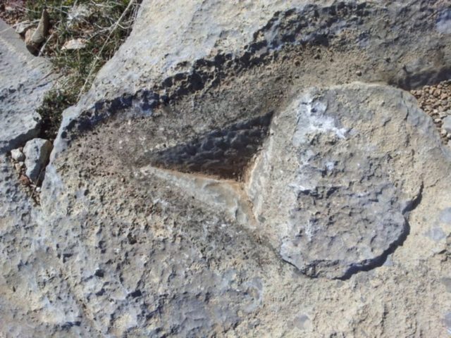 kayada üçgen işareti
